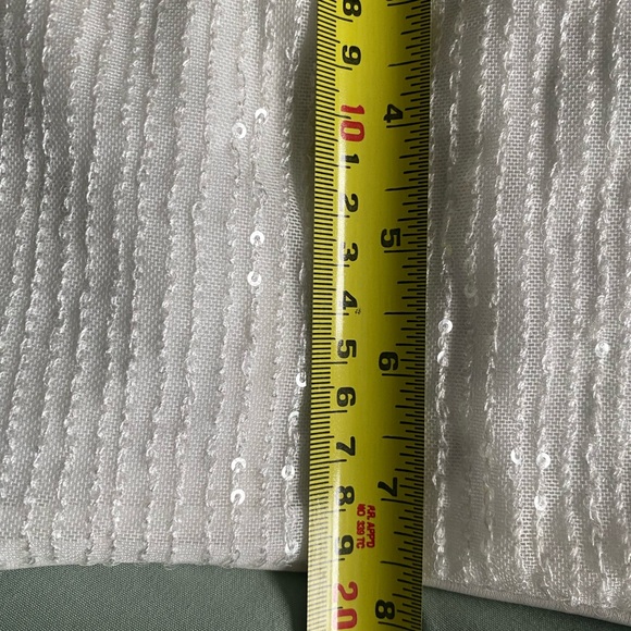 12th Tribe Soirée White Sequin Crop Top - Picture 13 of 16